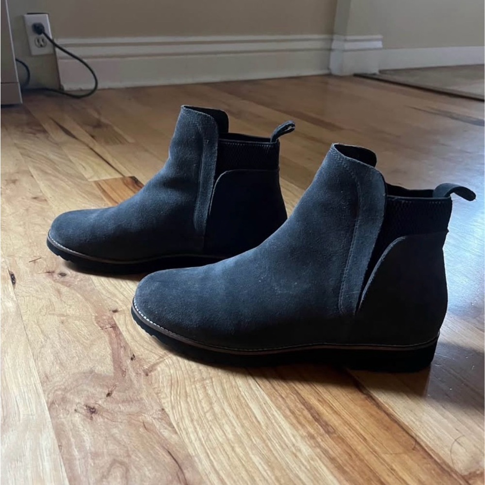 Women’s Black Suede Chelsea Boots